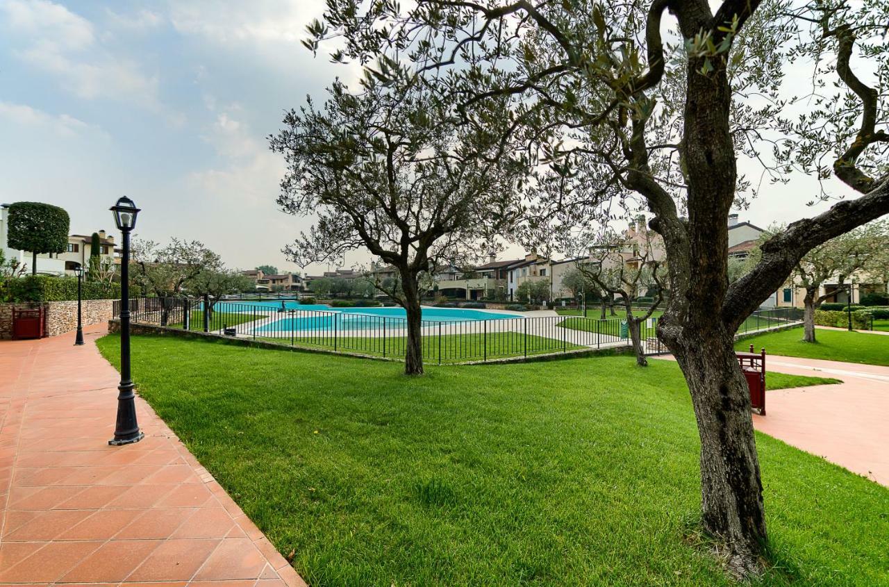 Apartamento La Chicca del Garda Peschiera del Garda Exterior foto