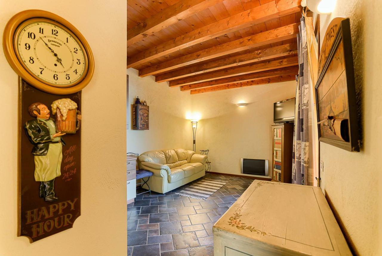 Apartamento La Chicca del Garda Peschiera del Garda Exterior foto