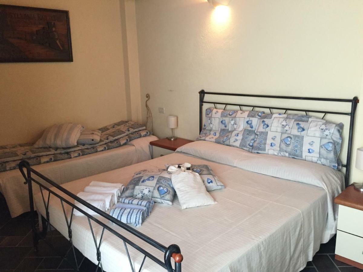 Apartamento La Chicca del Garda Peschiera del Garda Exterior foto