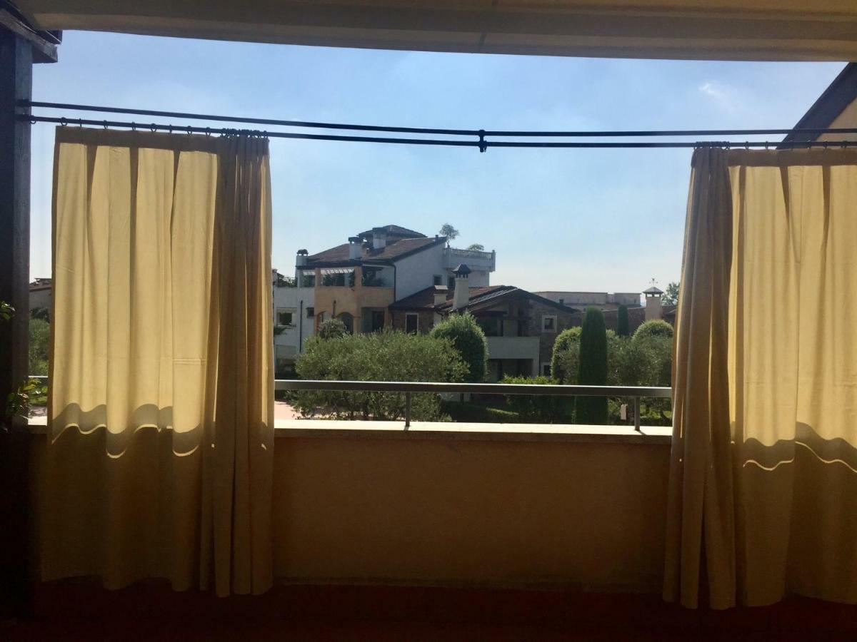 Apartamento La Chicca del Garda Peschiera del Garda Exterior foto
