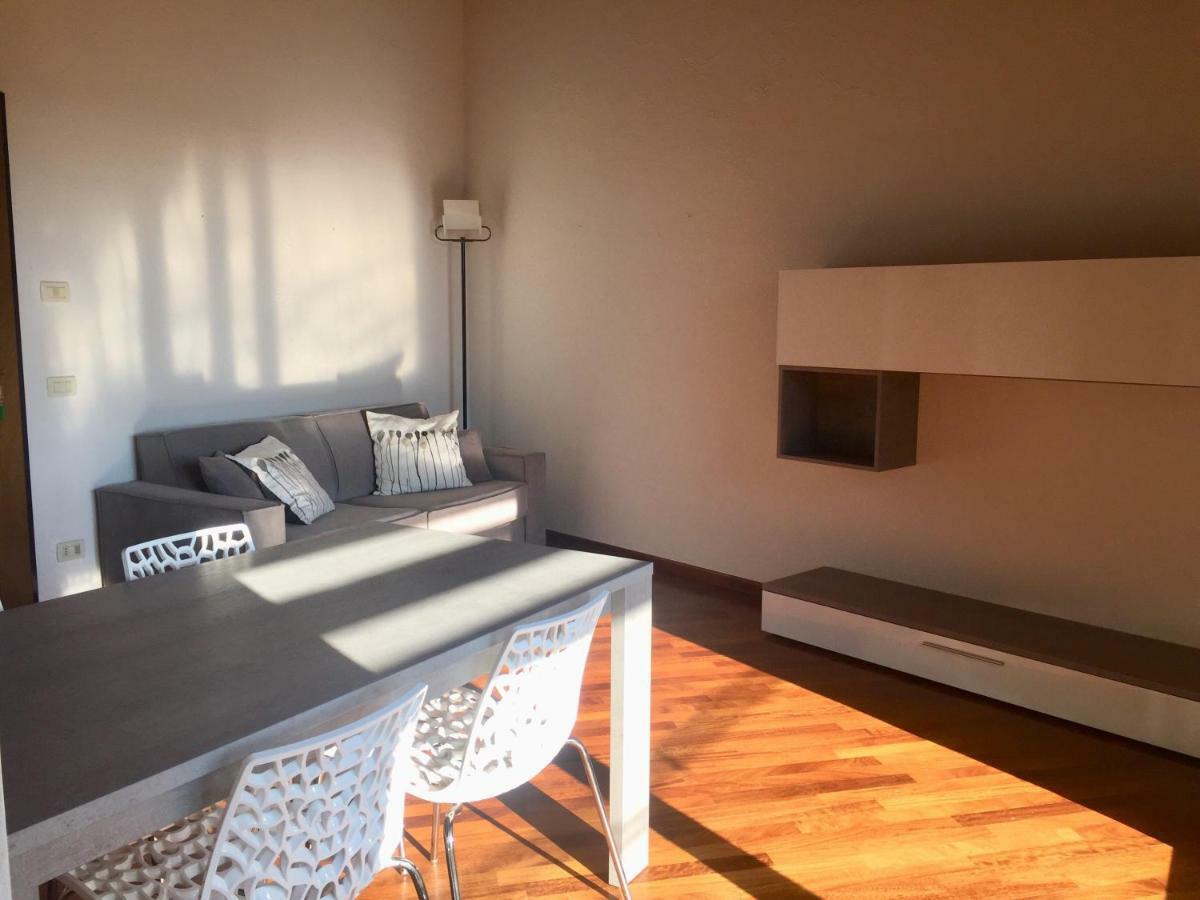 Apartamento La Chicca del Garda Peschiera del Garda Exterior foto